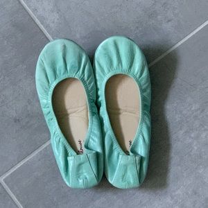 Storehouse flats size 8 VGUC. Worn once